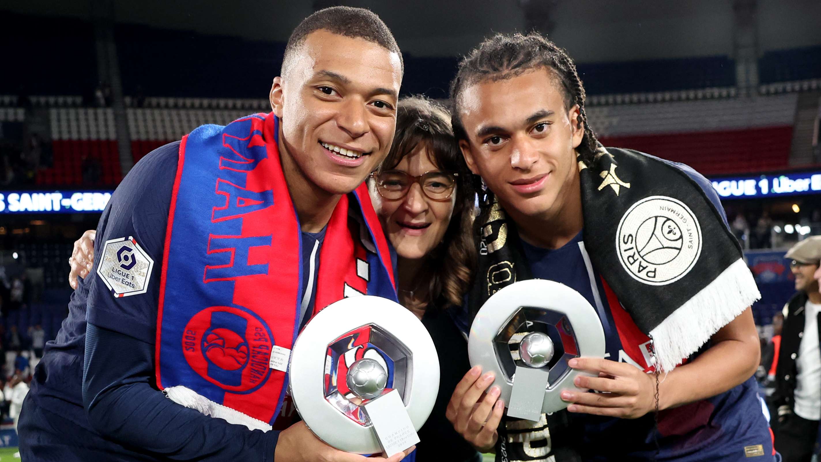 随着青训体 随着青训体